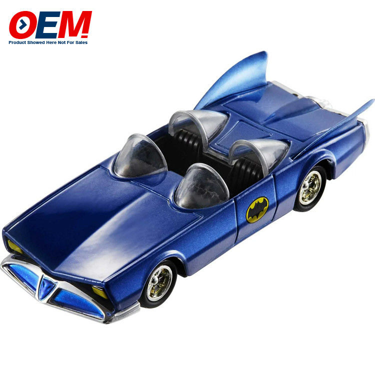 تصميم OEM سيارة كرتونية صغيرة / سيارة بلاستيكية صغيرة للأطفال